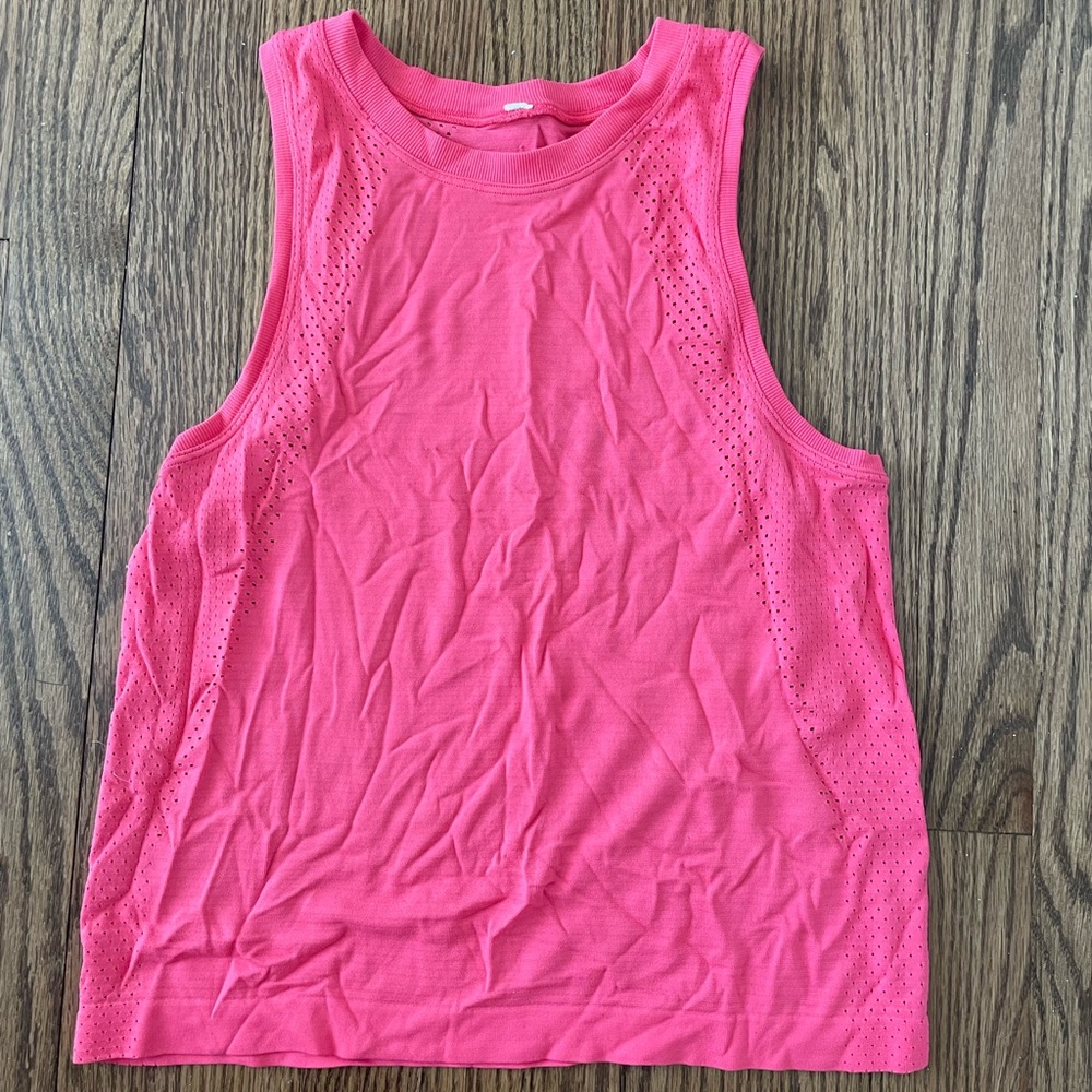 Lululemon swiftly tank - size 4 EUC